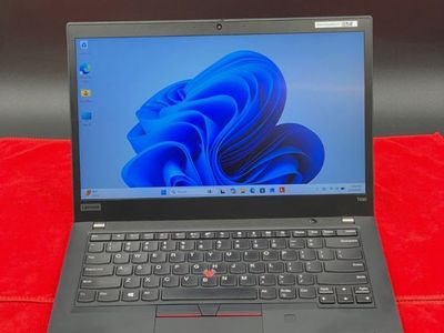Lenovo ThinkPad T440p Laptop - Windows 10 Pro, Intel i5, 8GB RAM, 256GB SSD, 14" Screen