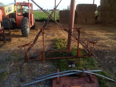 29' sprayer boom, pump, and tank frame