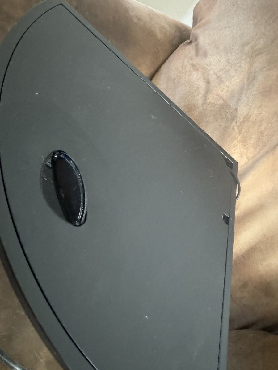 Main image 3