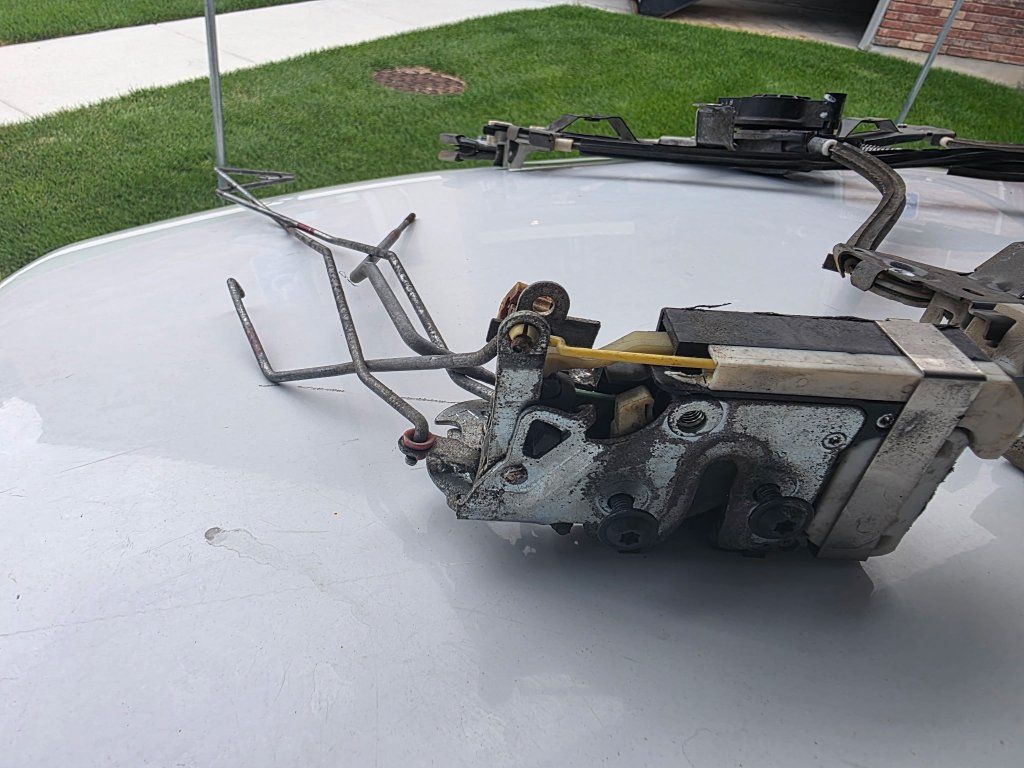 Main image 6