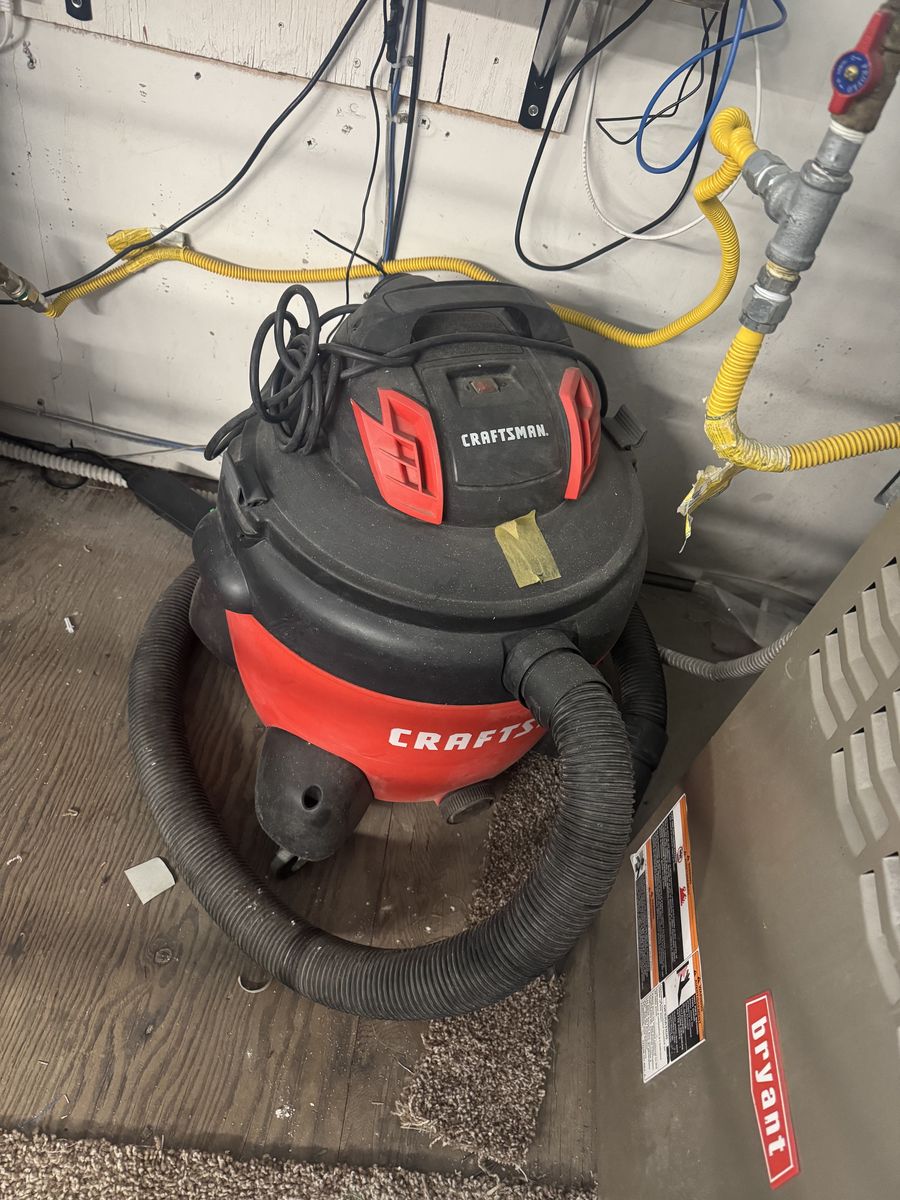 Craftsman Shop vac vacuum