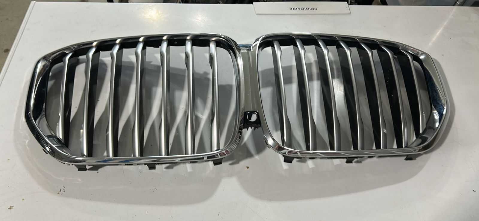 Bmw x 5 2024 chrome grill