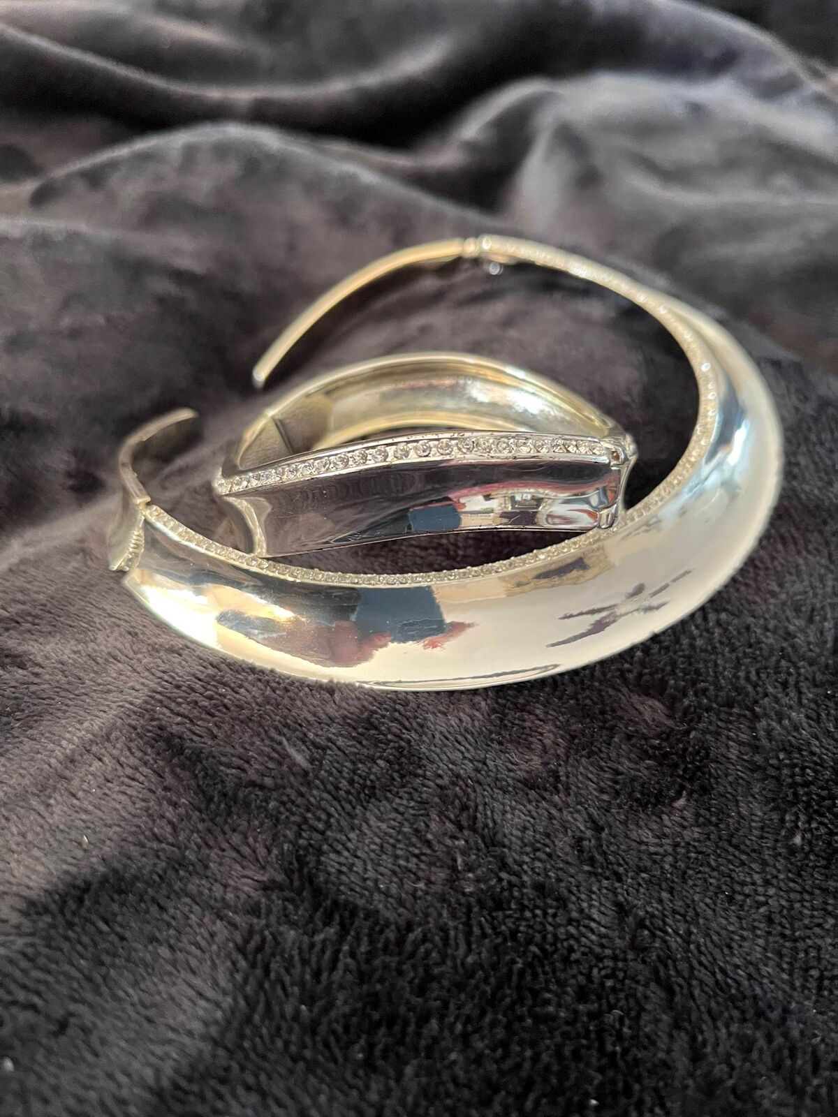 Robert Lee Morris Sculpted Hinged Collar Necklace and Bracelet