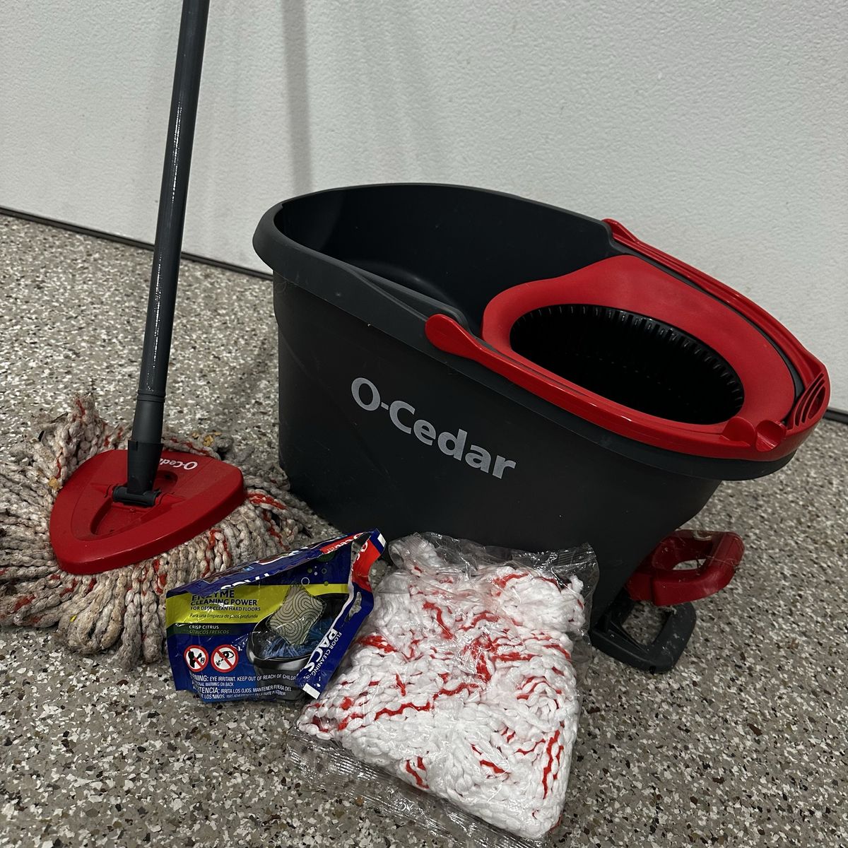 O Cedar ez wring mop and bucket 