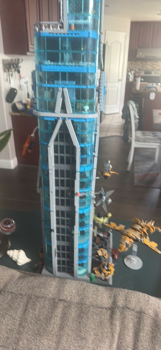 Main image 4