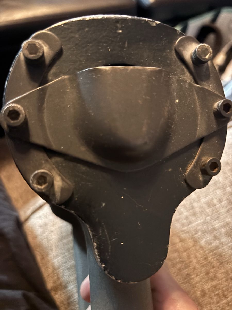 Main image 7