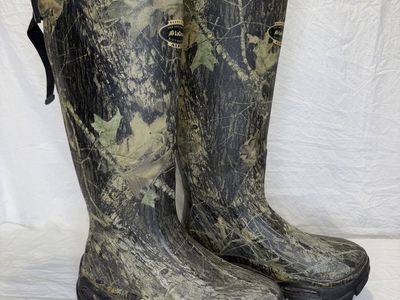 LaCrosse AlphaBurly Sport 18” Camo Hunting Boots tMen’s Size 8