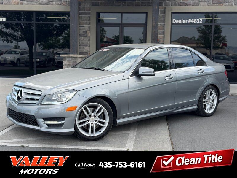 2013 Mercedes-Benz C-Class C 300 Sport 4MATIC
