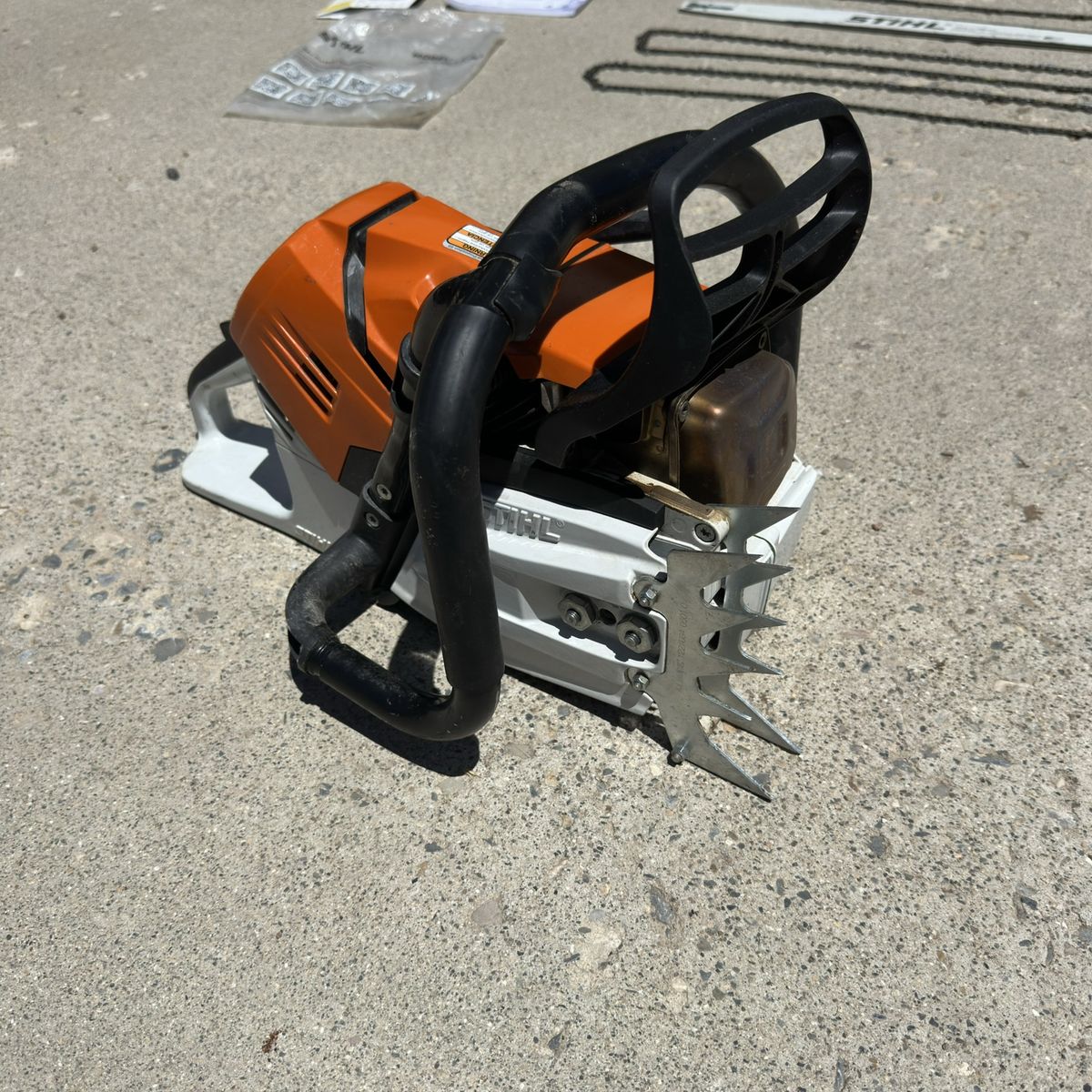 Main image 7