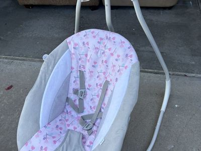 Baby Rock Or Swing