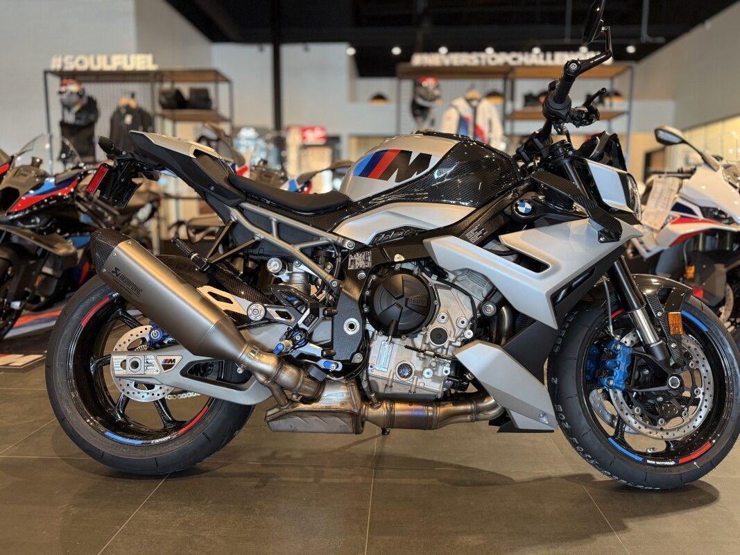 2026 BMW Motorrad S 1000 R