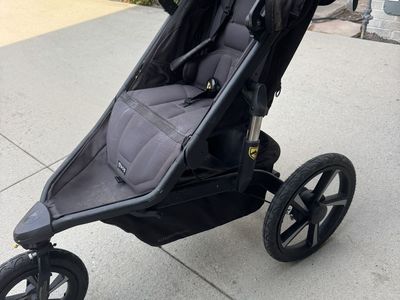 BOB Revolution Flex 3.0 Jogging Stroller - Black/Gray, Used, Great for Active Families