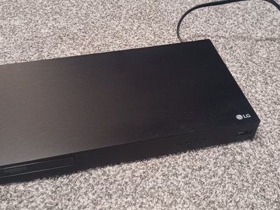 LG UBKM9 4K UHD Blu-ray Player
