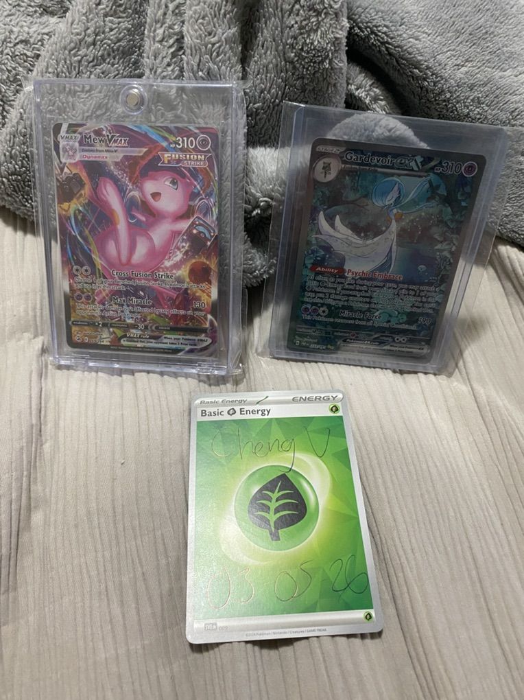 Pokemon Mew Gardevoir Card