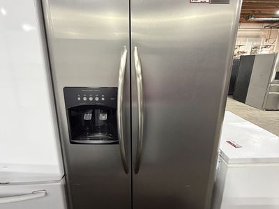 BIG DEALS NOW! FRIGIDAIRE SIDE BY SIDE FRIDGE