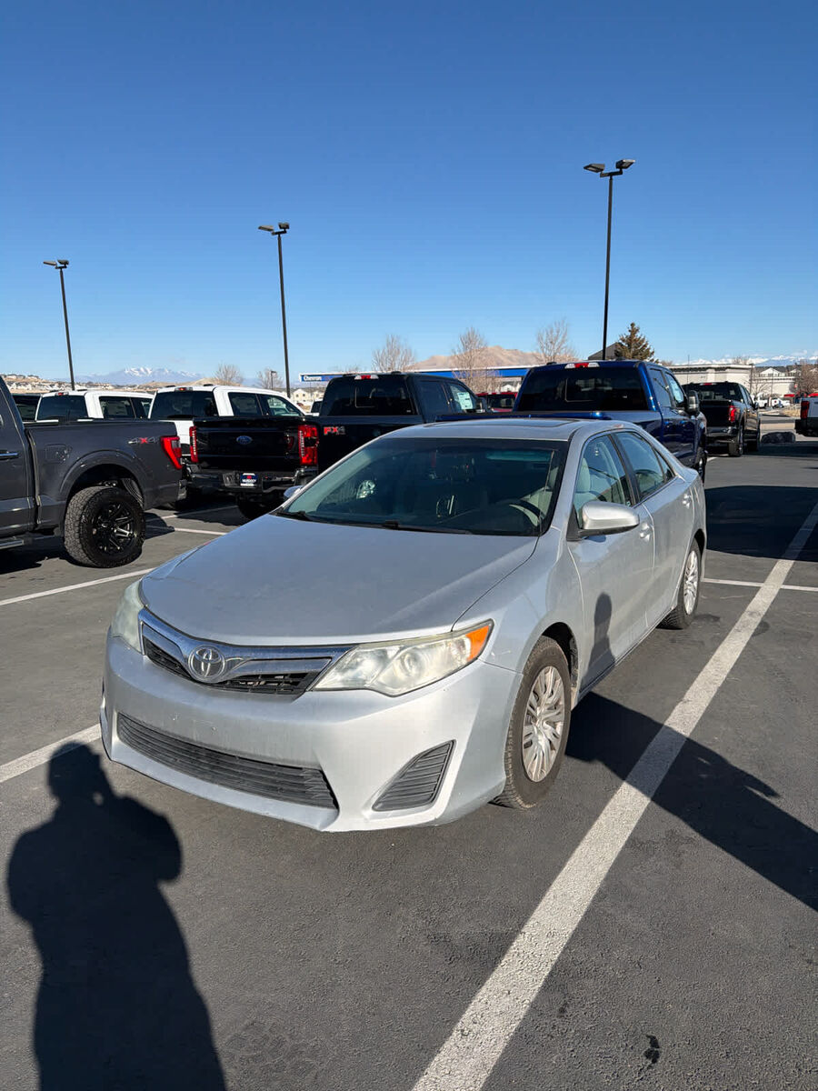 2014 TOYOTA CAMRY LE
