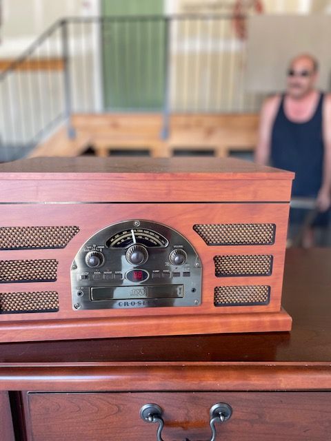 Radio with turntable Crosley Model