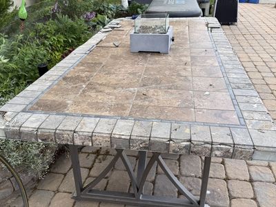 Free patio table