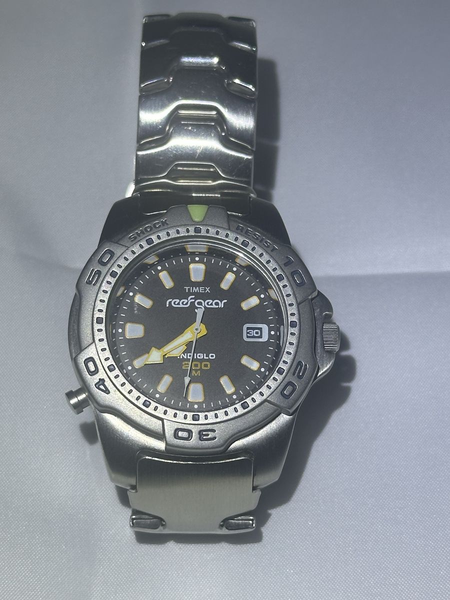 Like New Vintage Timex Reef Gear Indiglo 200M Stainless Steel Watch
