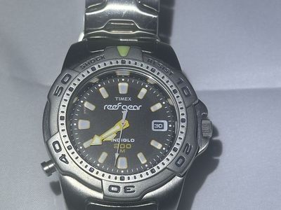 Like New Vintage Timex Reef Gear Indiglo 200M Stainless Steel Watch