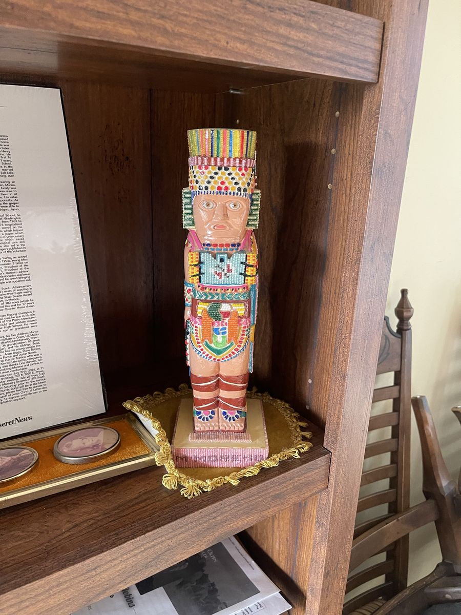 Main image 10