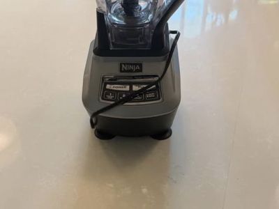 Ninja Professional 1500 Watts Blender - Power, Pulse, Dough, Blend, Crush, Nutri Ninja