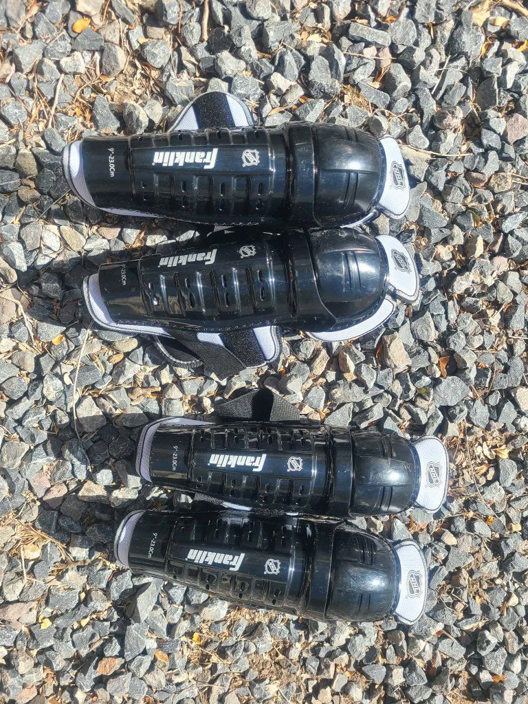 youth hockey shin guards