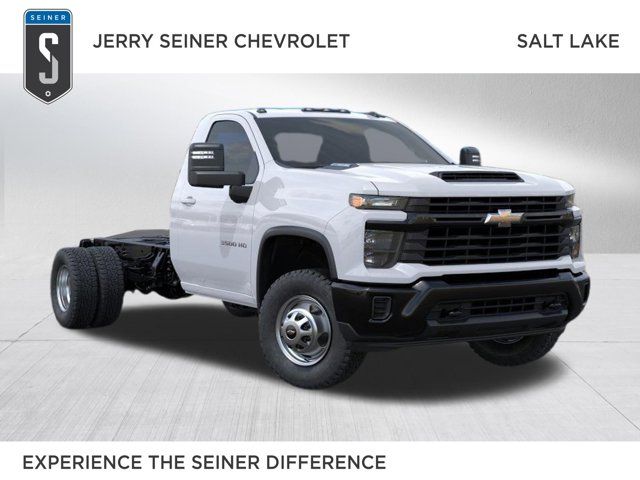 2026 Chevrolet Silverado 3500HD CC Work Truck