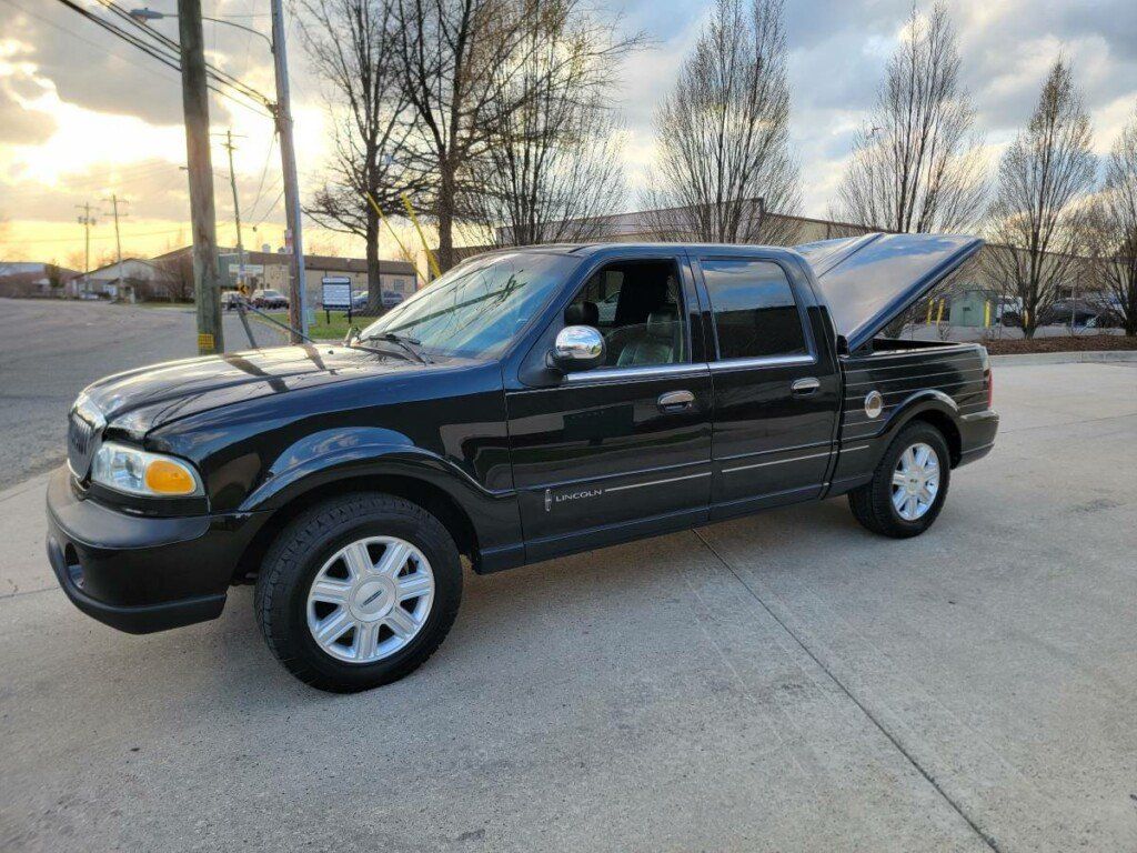 2002 Lincoln blackwood