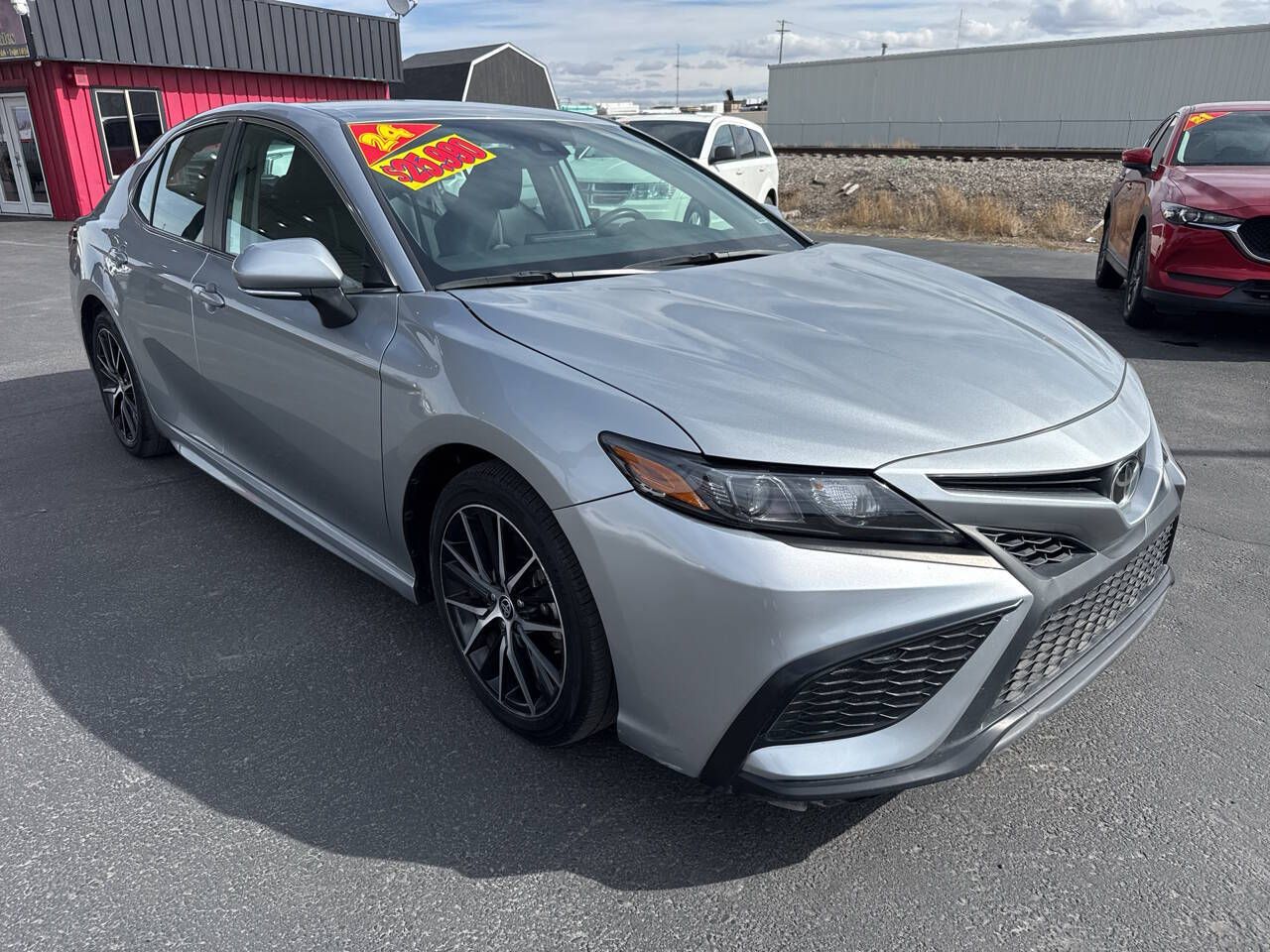 2024 Toyota Camry SE