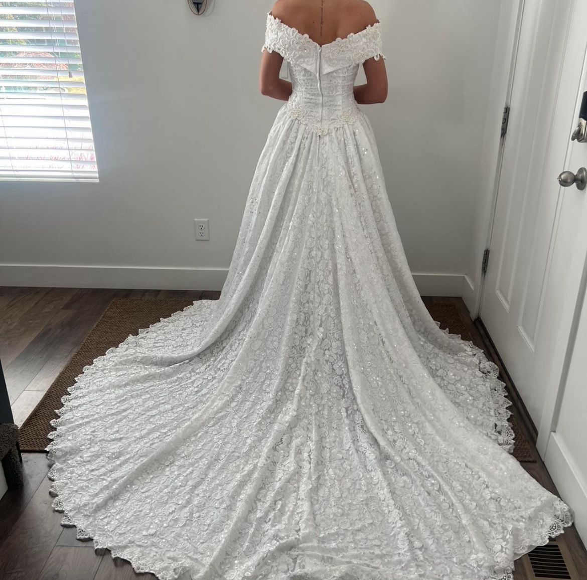 Vintage 90's bridal gown - lace basque waist dress