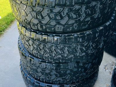 Open Country A/T LT245/75R16