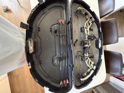 PSE Omen Complete Hunting Setup – RH – 80lb – Like New
