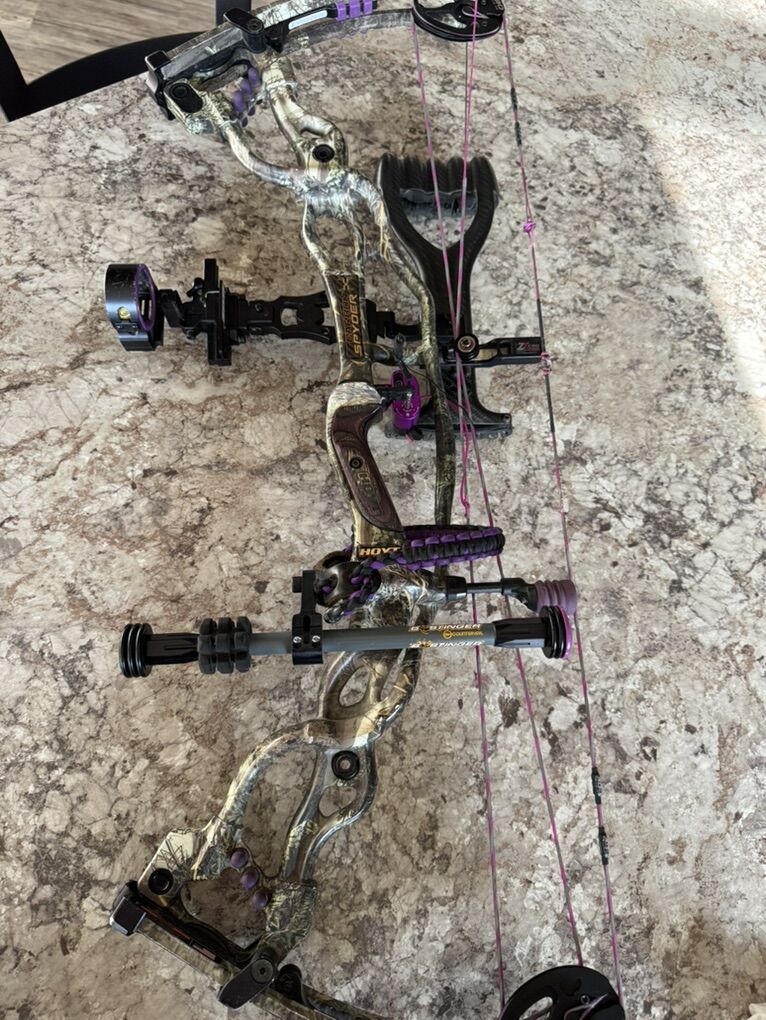 Hoyt Bow