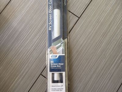 Camco RV Screen Door Cross Bar - Universal Fit, Extends 21"-28"