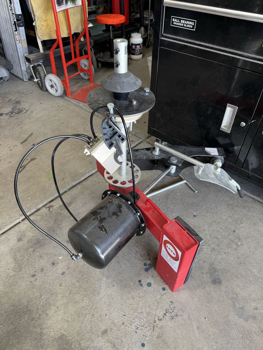 Tire Changer