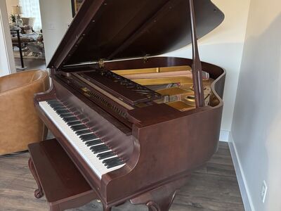 Young Chang baby grand piano