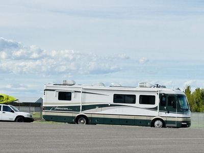 1999 Fleetwood American Tradition Diesel Pusher