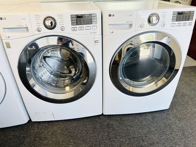 LG stackable washer and dryer set