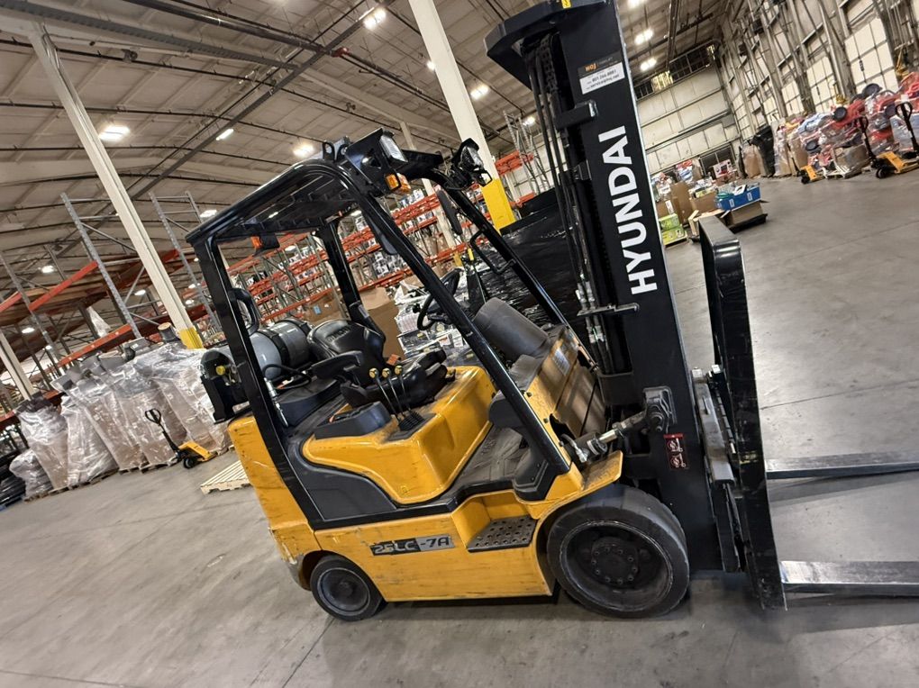 Forklift 2021 Hyundai 25LC-7A