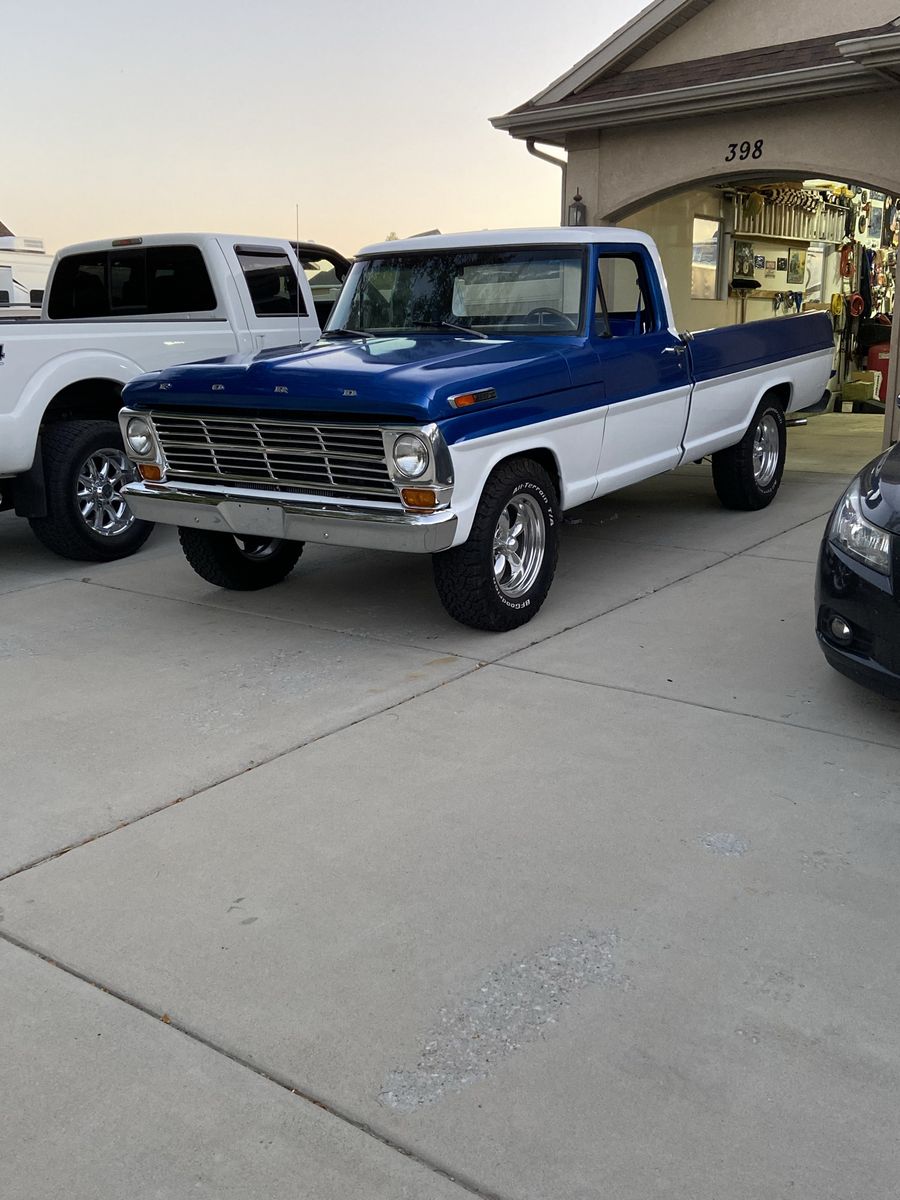1969 Ford F-100 