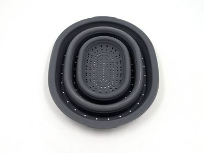 Silicone Collapsible Half Gallon Kitchen Strainer Black