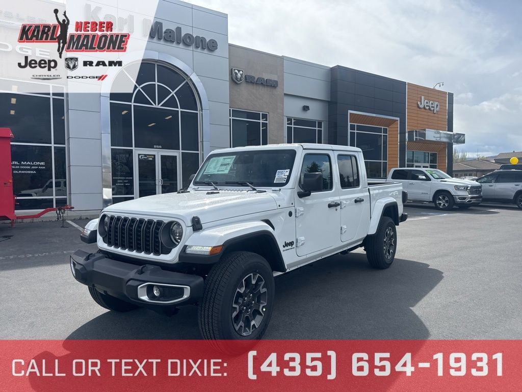 2026 Jeep Gladiator Sahara