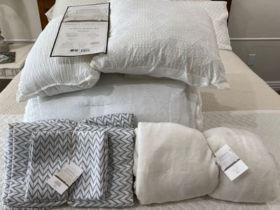 Comforter Set - Queen