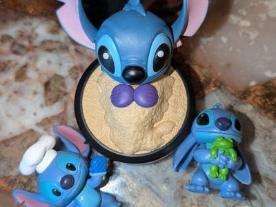 Set of 3 Stitch figurines: Fun series and That's s
