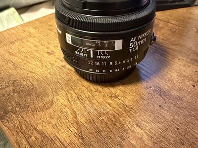 Nikon AF NIKKOR 50mm 1:1.8 Prime Lens for Nikon DSLR Cameras