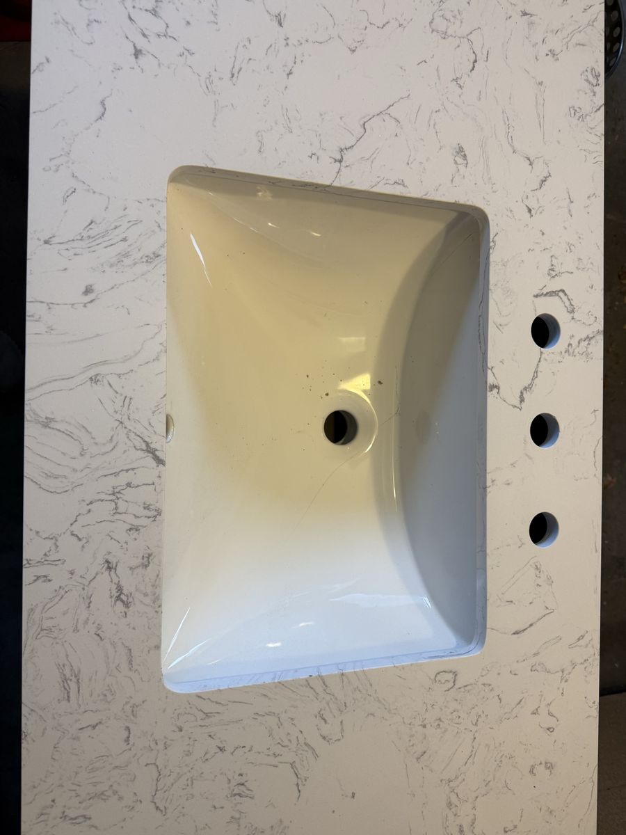 Main image 3