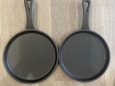 Skookie mini skillet, cast iron 7” set of 2