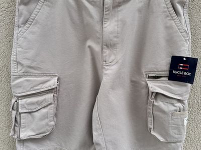 Bugle Boy Cargo Shorts Beige Multi-Pocket Men's Size 36 New with Tags