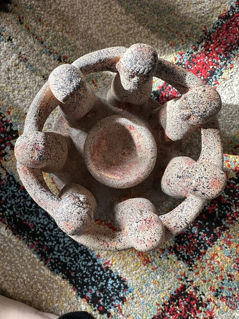 Circle of Friends Candle Holder 7 People